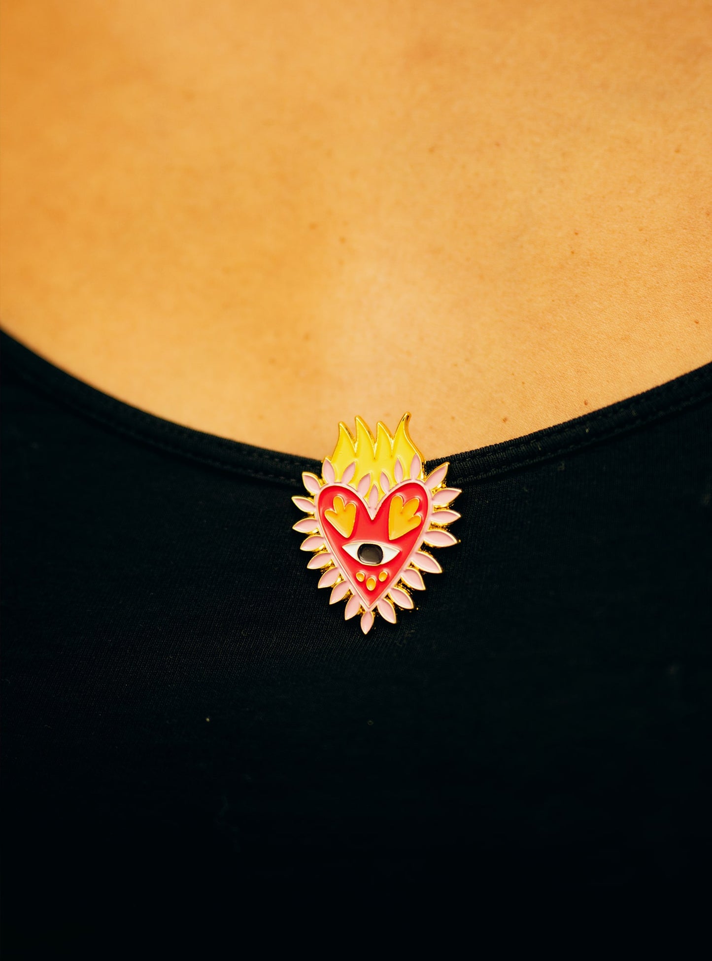 PIN'S - COEUR CALIENTE